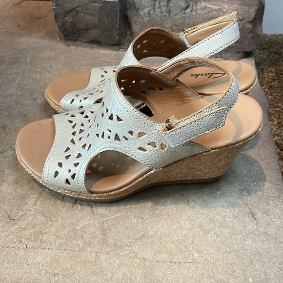 🔥Clarks🔥 - Picture 4 of 10